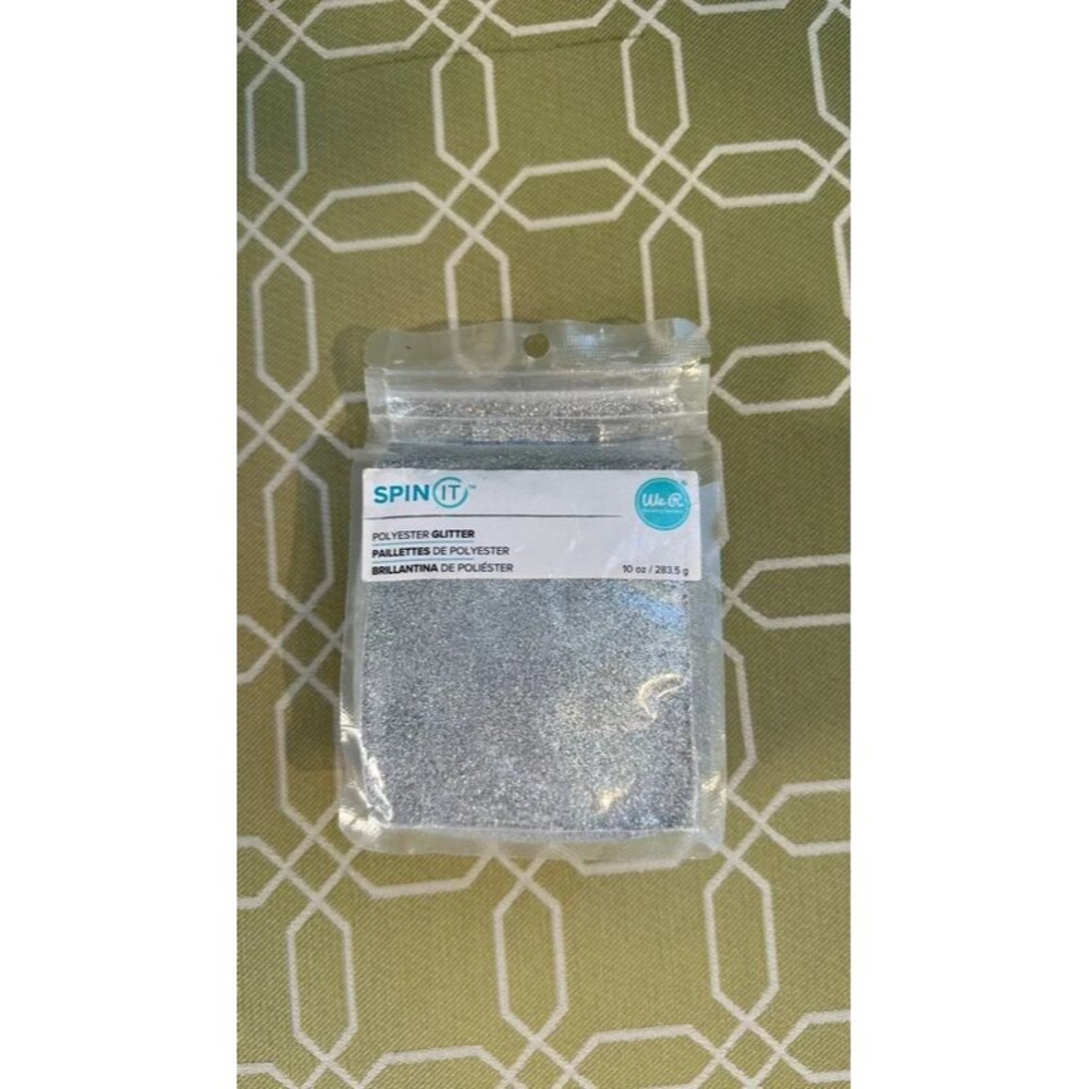 Fine holographic glitter